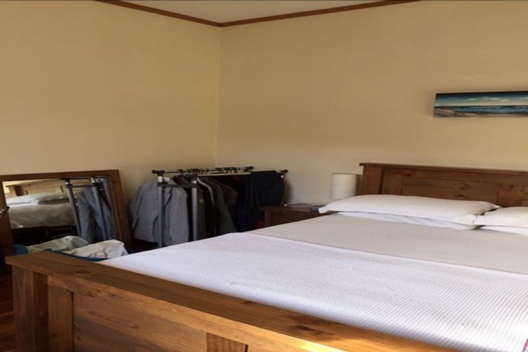 Photo of property in 65 Derwent Street, Island Bay, Wellington, 6023