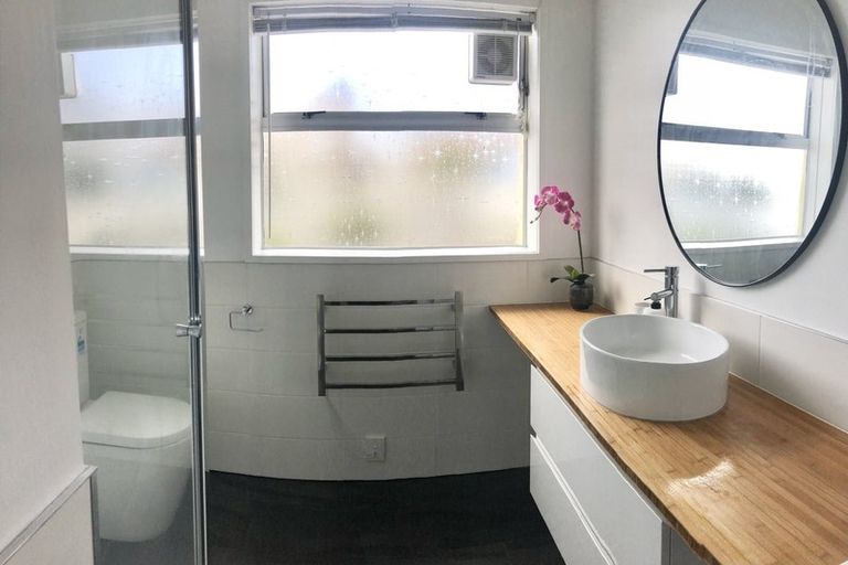 Photo of property in 2/6 Overtoun Terrace, Hataitai, Wellington, 6021