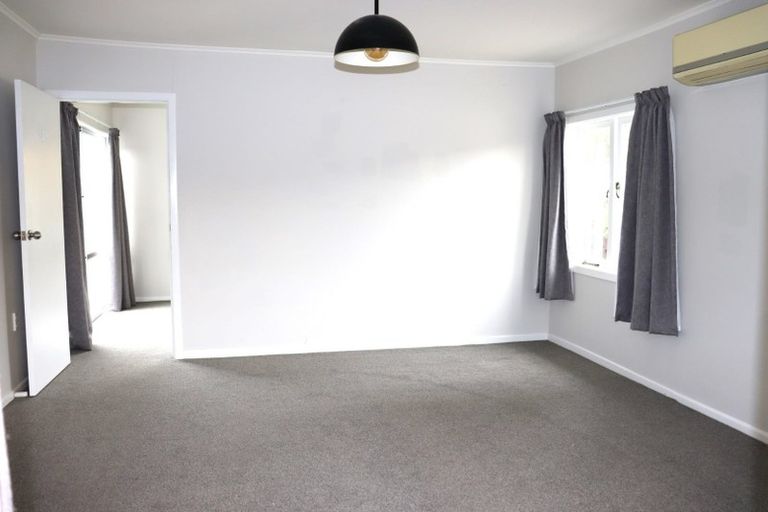 Photo of property in 9 Menary Street, Papakura, 2110