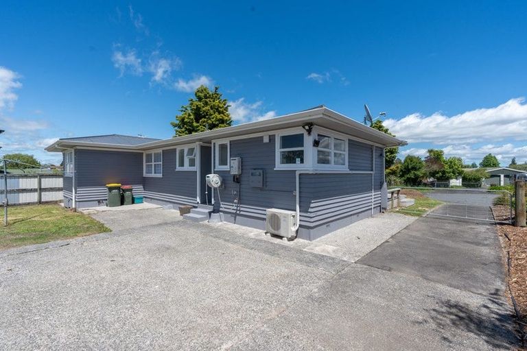 Photo of property in 5 Guy Place, Melville, Hamilton, 3206