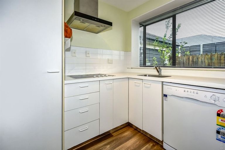 Photo of property in 1/6 Chardale Street, Avondale, Christchurch, 8061