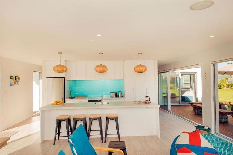 Photo of property in 104 Ti Kouka Crescent, Matarangi, Whitianga, 3592