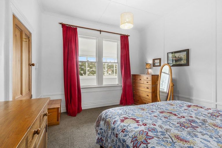Photo of property in 15 Seine Street, Island Bay, Wellington, 6023