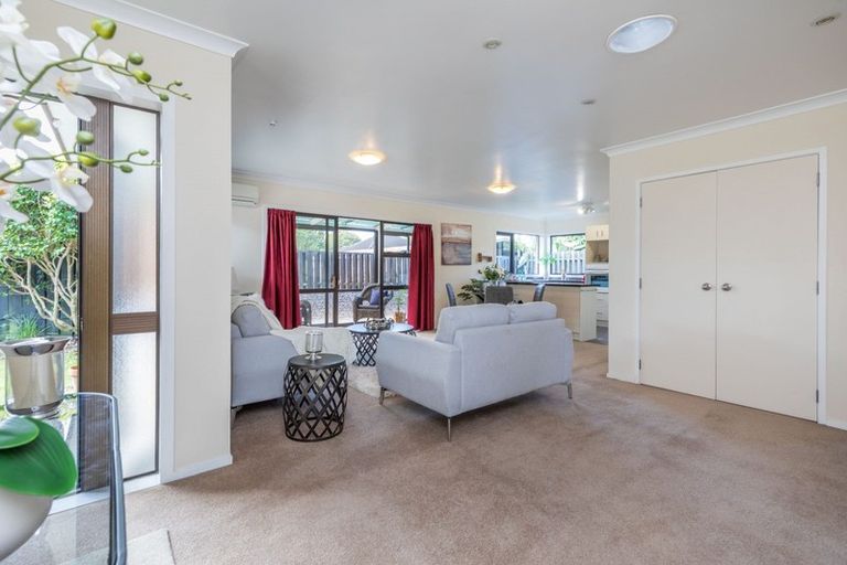 Photo of property in 7/39 Swanson Road, Henderson, Auckland, 0610