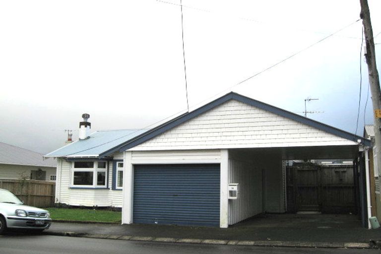 Photo of property in 14 Scapa Terrace, Karori, Wellington, 6012