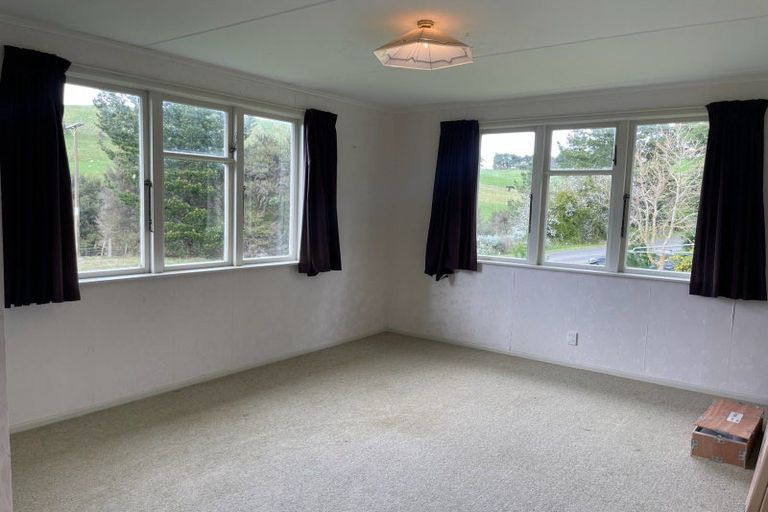 Photo of property in 688 Rotohiwi Road, Flemington, Waipukurau, 4282