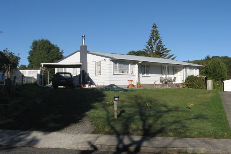 Photo of property in 13 Riwai Street, Paraparaumu, 5032