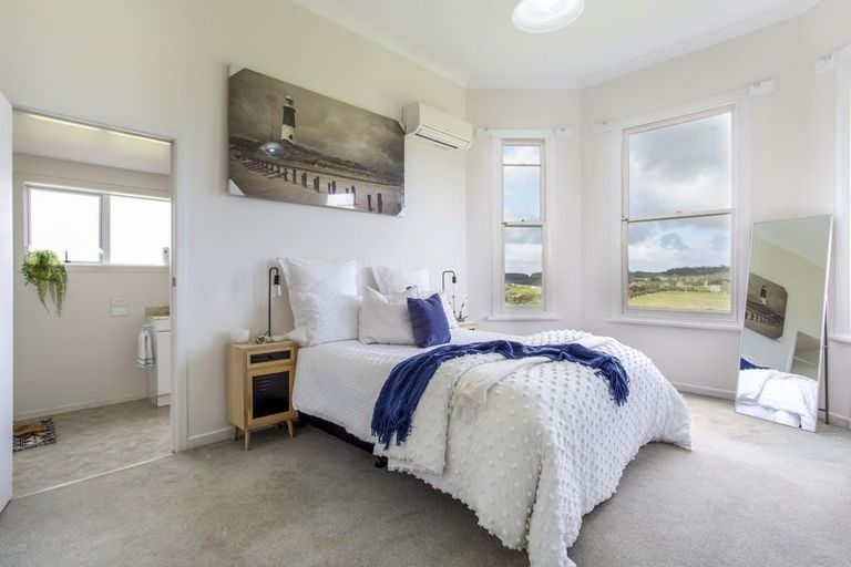 Photo of property in 616c Peak Road, Helensville, 0875