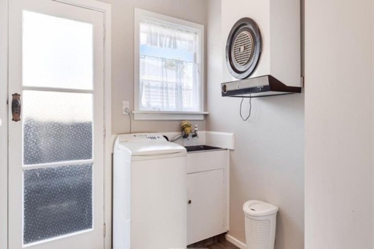 Photo of property in 36 Carruthers Street, Ilam, Christchurch, 8041