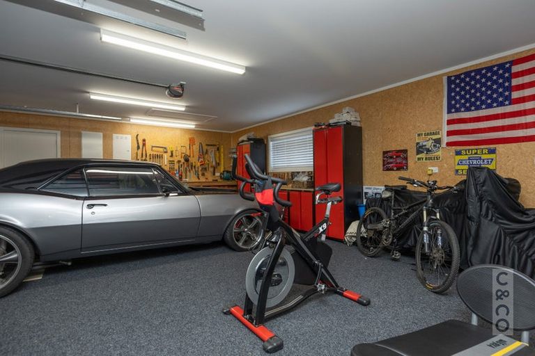 Photo of property in 212 Matua Road, Kumeu, 0810