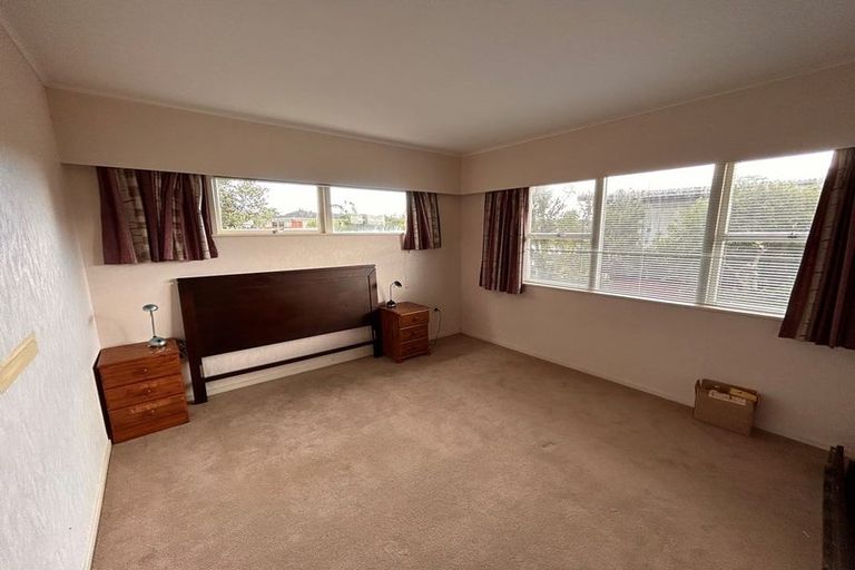 Photo of property in 30 Jade Avenue, Pakuranga Heights, Auckland, 2010