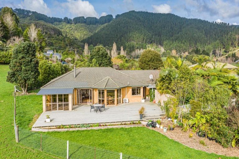 Photo of property in 148 Wallace Loop Road, Koputaroa, Levin, 5571