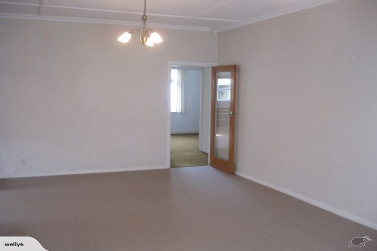 Photo of property in 24 Stone Street, Miramar, Wellington, 6022