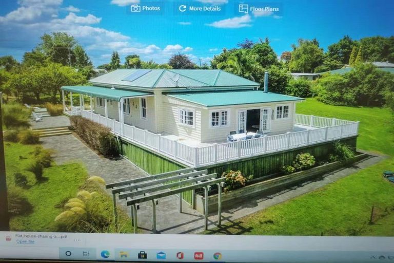 Photo of property in 145 Simpson Road, Henderson Valley, Auckland, 0614