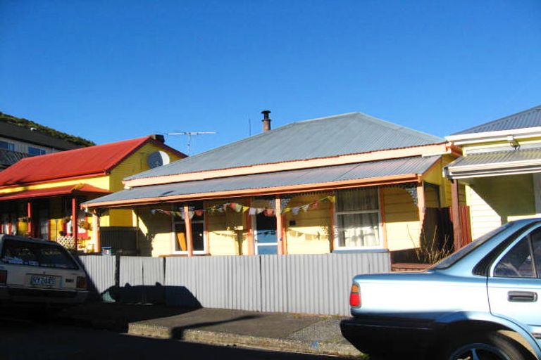 Photo of property in 16 Threadneedle Street, Greymouth, 7805