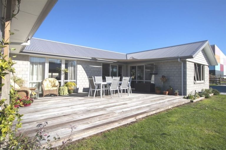 Photo of property in 42a Wilson Road South, Paengaroa, 3189
