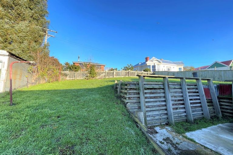 Photo of property in 15 Ryrie Street, Balclutha, 9230