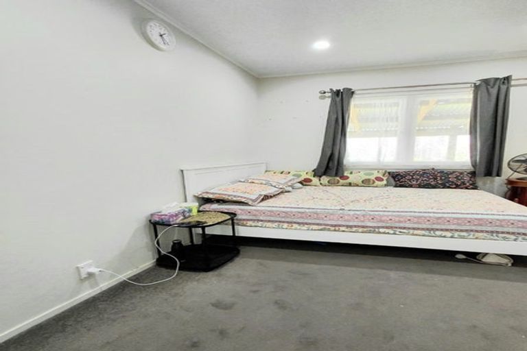 Photo of property in 86d Kelman Road, Kelston, Auckland, 0602