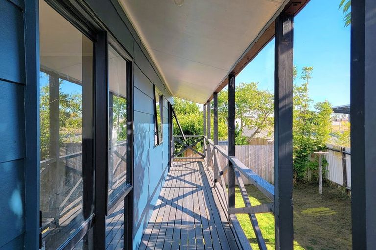 Photo of property in 1 Silkwood Lane, Melville, Hamilton, 3206