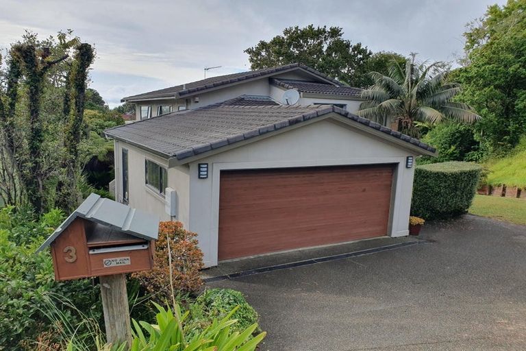 Photo of property in 1/3 Oban Road, Browns Bay, Auckland, 0630