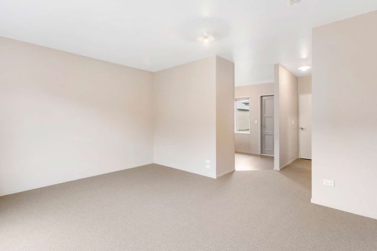 Photo of property in 8/10 Collins Street, Addington, Christchurch, 8024