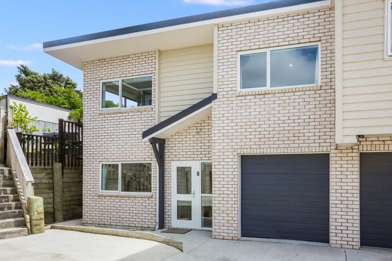 Photo of property in 120b Main Road, Titahi Bay, Porirua, 5022