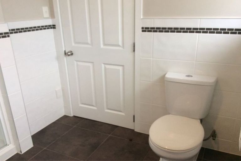 Photo of property in 2/935 Cameron Road, Gate Pa, Tauranga, 3112