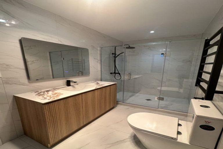 Photo of property in 23 Drumnaconagher Road, Flat Bush, 2019