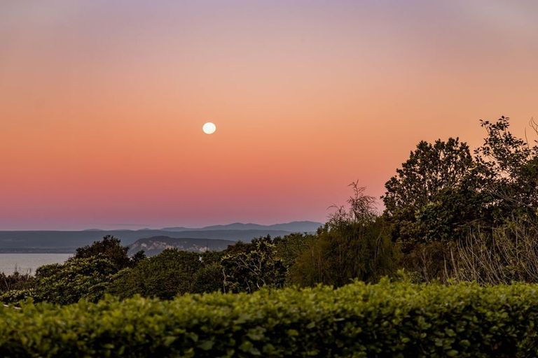 Photo of property in 15 Ngapera Way, Omori, Turangi, 3381