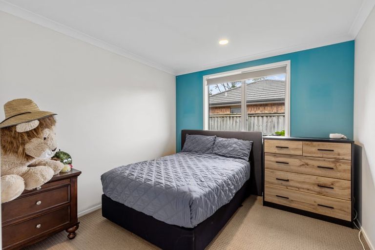 Photo of property in 35 Teal Place, Pyes Pa, Tauranga, 3112
