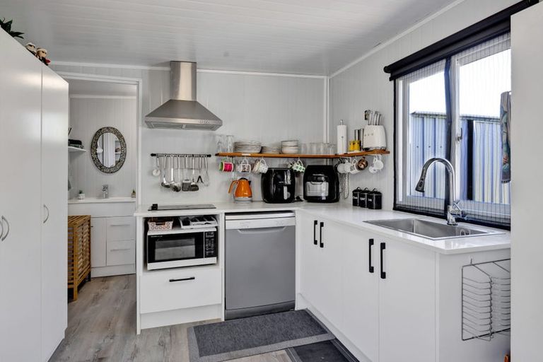 Photo of property in 19a Rosalind Street, Stratford, 4332