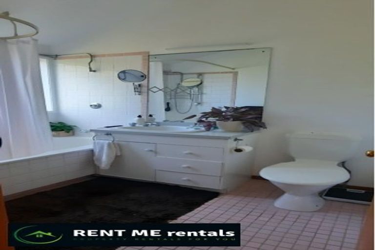 Photo of property in 99a Lake Road, Belmont, Auckland, 0622