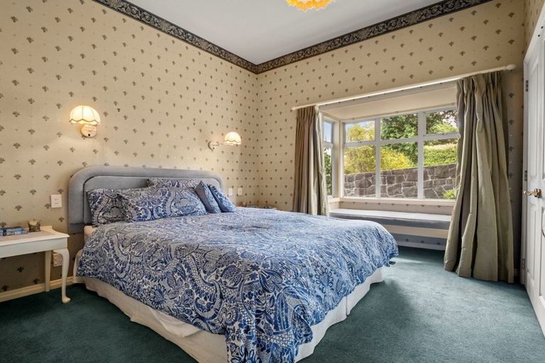 Photo of property in 37 Fairfax Avenue, Northcote, Auckland, 0627