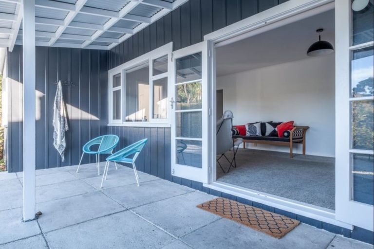 Photo of property in 30 Lysnar Street, Okitu, Gisborne, 4010