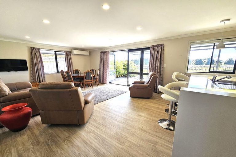 Photo of property in 12 Tatahi Cove, Papamoa Beach, Papamoa, 3118