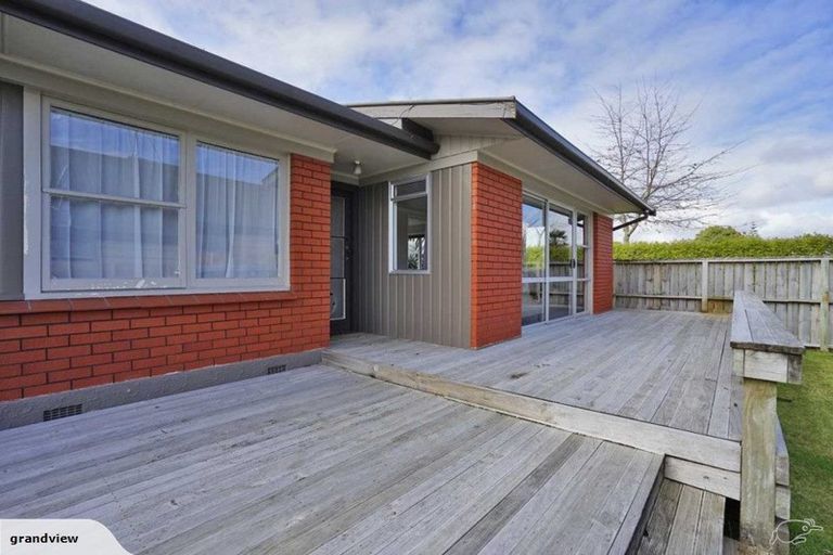 Photo of property in 84 Pohutukawa Drive, Pukete, Hamilton, 3200