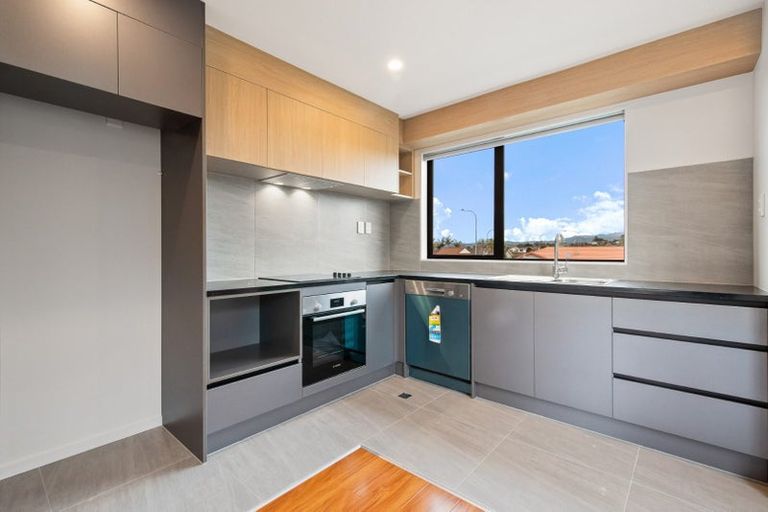 Photo of property in 12 Red Arches Road, Henderson, Auckland, 0610