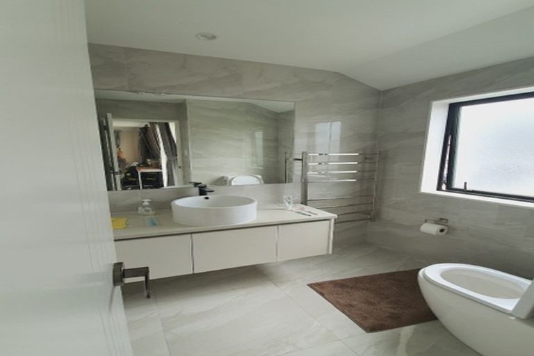 Photo of property in 57 Donegal Park Drive, Flat Bush, Auckland, 2019