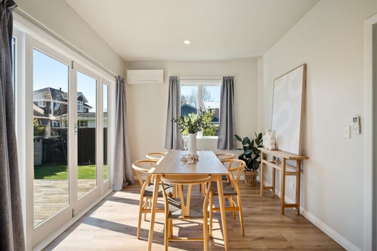 Photo of property in 27 Wades Avenue, Saint Martins, Christchurch, 8022