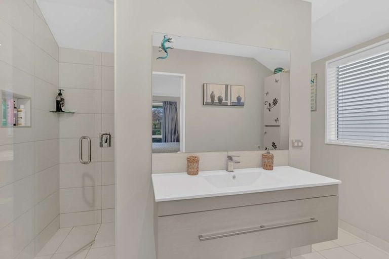 Photo of property in 15 Sutherland Drive, Kaiapoi, 7630