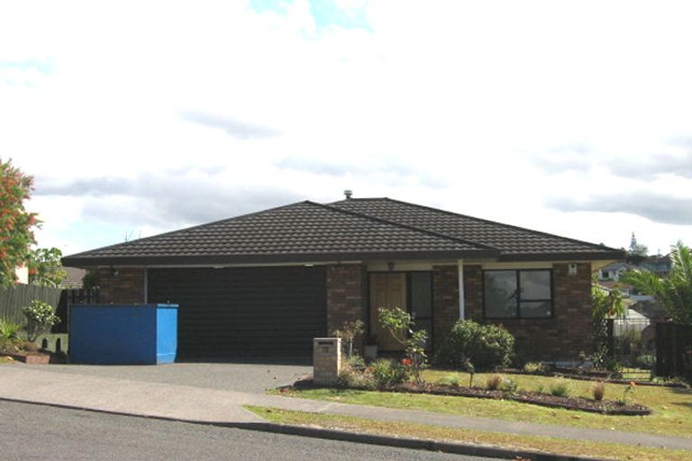 Photo of property in 20 Matisse Drive, West Harbour, Auckland, 0618
