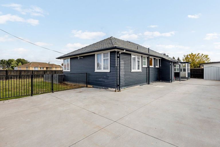 Photo of property in 22 Willis Street, Bader, Hamilton, 3206