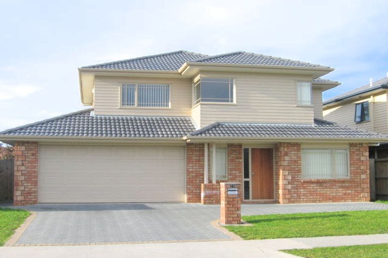 Photo of property in 10 Dalcross Drive, Flat Bush, Auckland, 2016