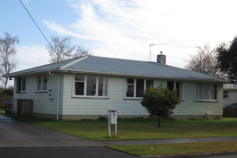 Photo of property in 13 Coleridge Drive, Enderley, Hamilton, 3214