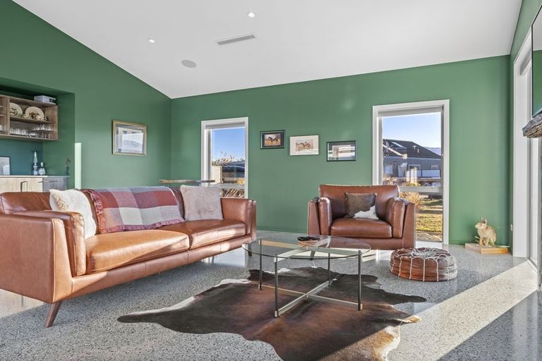 Photo of property in 2 Boundary Terrace, Twizel, 7999