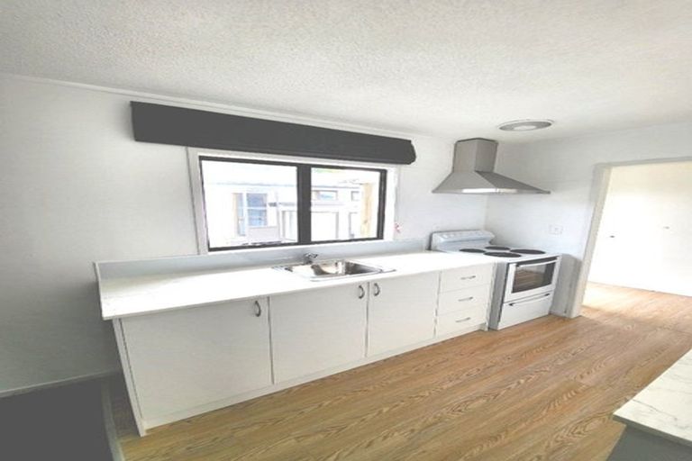 Photo of property in 1/20 Burundi Avenue, Clendon Park, Auckland, 2103