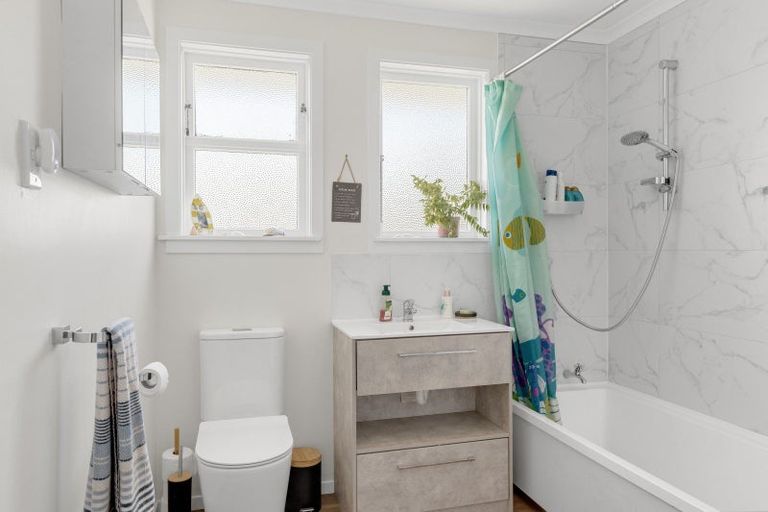 Photo of property in 23a Gladstone Street, Westport, 7825