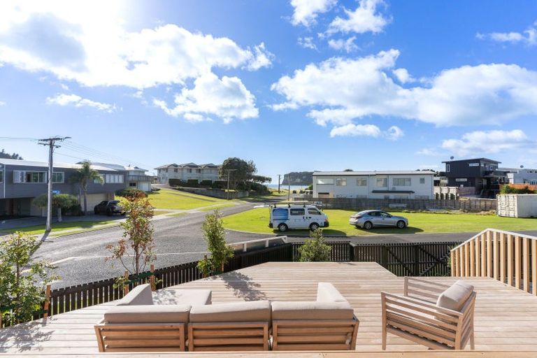 Photo of property in 203 Winifred Avenue, Whangamata, 3620