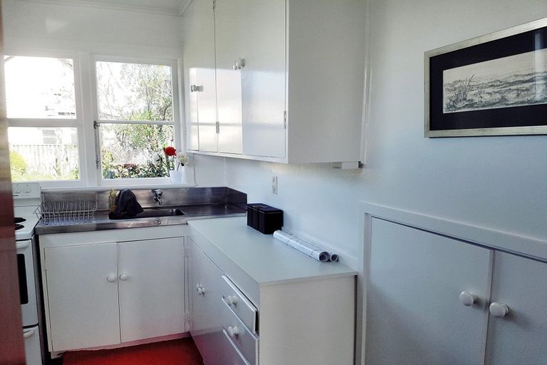 Photo of property in 18a Guyton Street, Whanganui, 4500