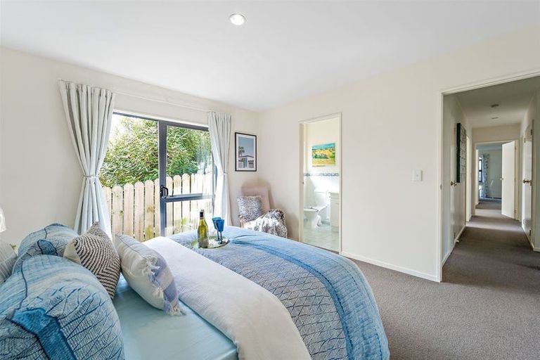 Photo of property in 21 Elan Place, Stanmore Bay, Whangaparaoa, 0932